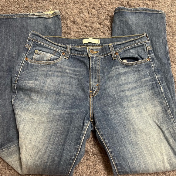 Y2k Levi’s Bootcut Jeans! - Picture 2 of 15